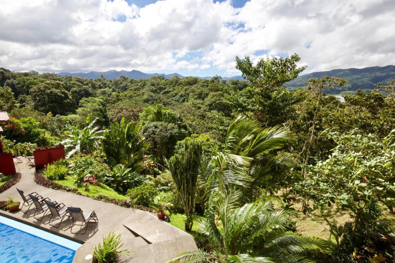 Toucan Lane Hotel And Restaurant นวยโว อาเรนัล ภายนอก รูปภาพ